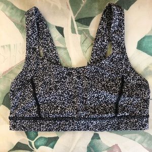 Lululemon sports bra, size 6